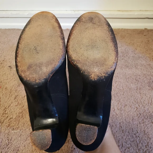 Vintage 1940s-1950s Black Suede Heels 6 - Picture 4 of 8